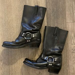 Frye cowboy Boots size 6.5